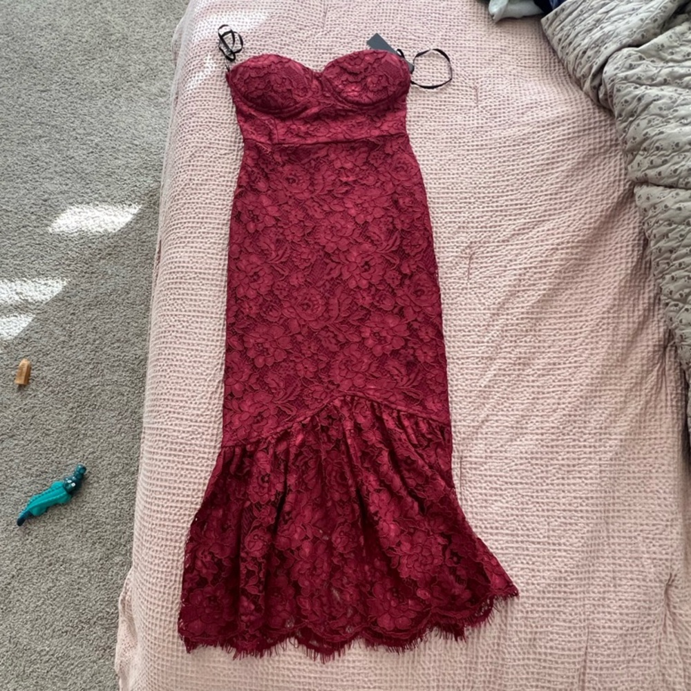 Lulu’s - Elegant Burgundy Lace Dress